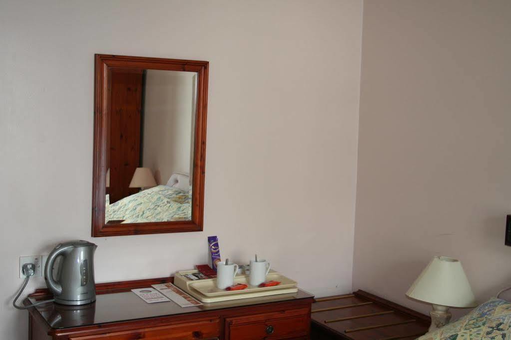 The Wootons Inn Tintagel Ngoại thất bức ảnh